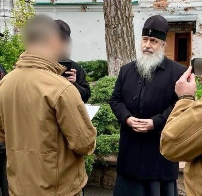 На Донеччині за допомогу окупантам затримали митрополита