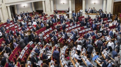 «Нормальная зарплата?» Генсовет «ЕР» раскритиковал решение об увеличении на 280% зарплаты мэру Екатеринбурга