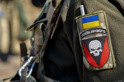 Білоцерківська 72 бригада Чорних Запорожців показала відео з розбитою технікою ворога
