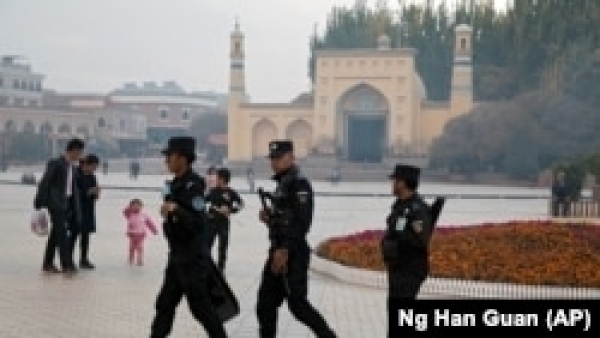 Китай запроваджує суворі правила в Сіньцзяні щодо ісламу та інших релігій