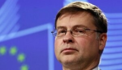 У Єврокомісії закликали Польщу, Угорщину та Словаччину зняти обмеження на імпорт українського зерна
