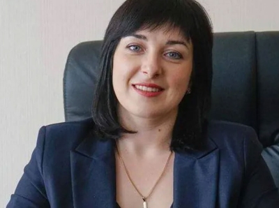 Квартира в Крыму, обыски и автодорожные "договоры": чем известна уволенная чиновница Житомирской ОВА Хоменко?